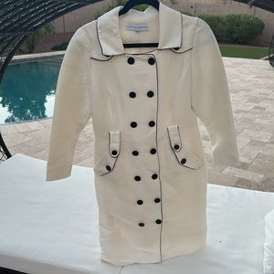 Vintage Carolina Herrera Ivory Cotton Silk Trench Coat